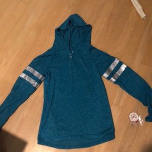 Blue long sleeve